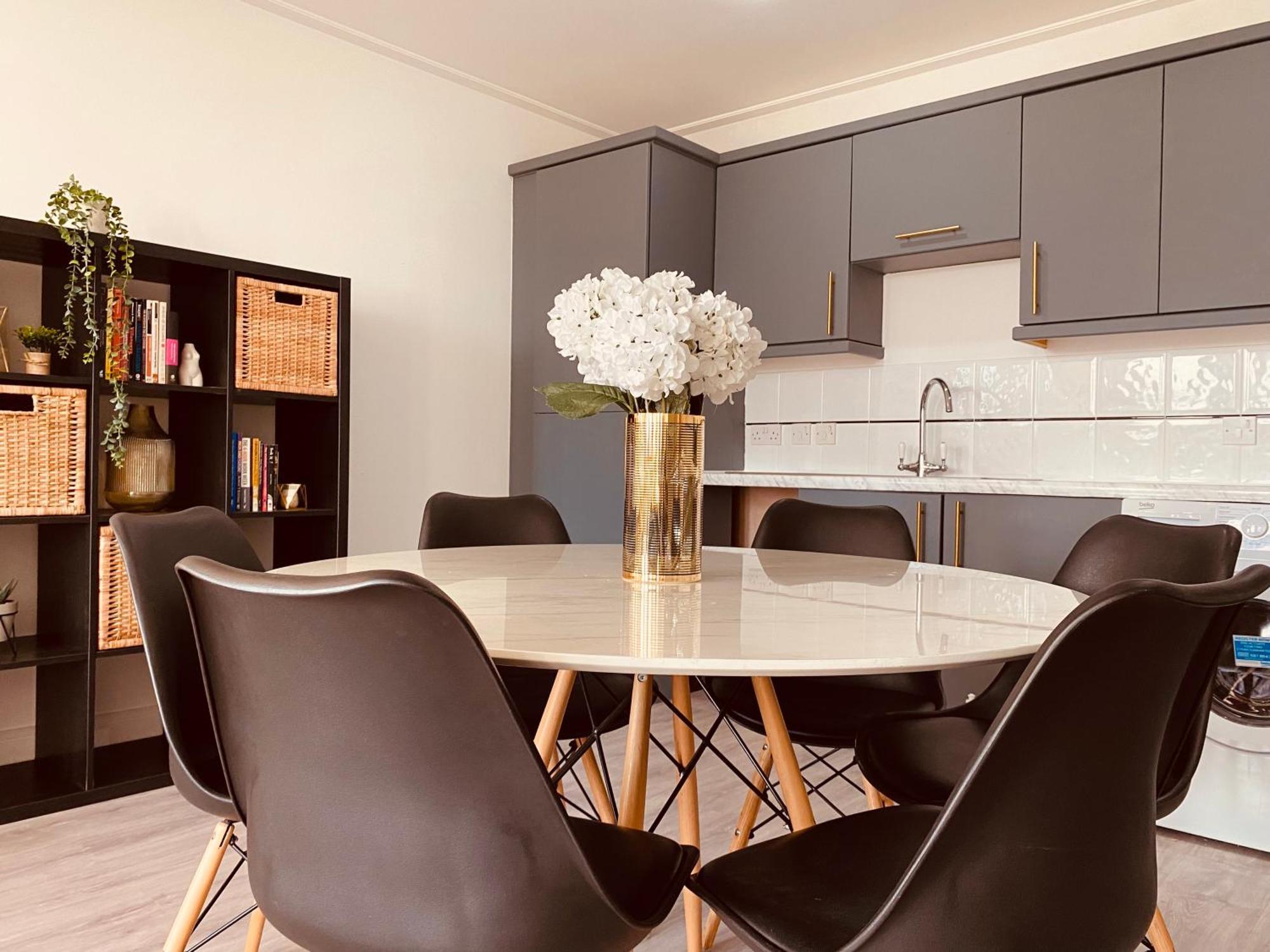 Spacious 2 Bedroom City Pad In Old Street לונדון מראה חיצוני תמונה
